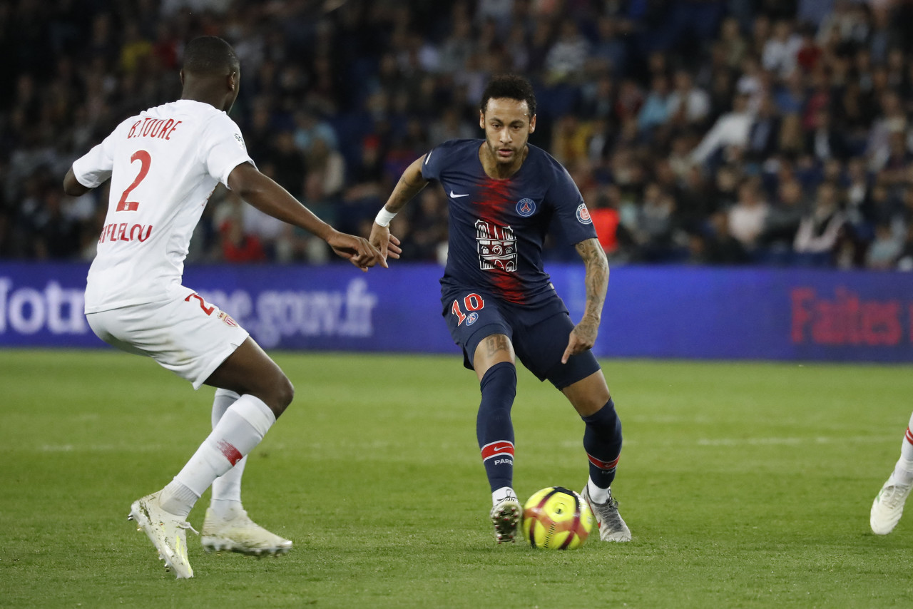 更是扰乱对 更是扰乱对